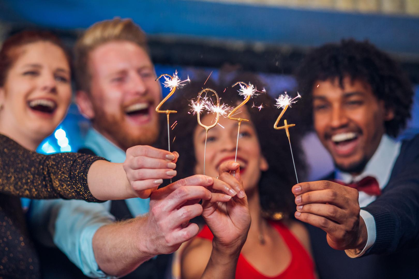 5 Tips for Hosting a New Year's Eve Party